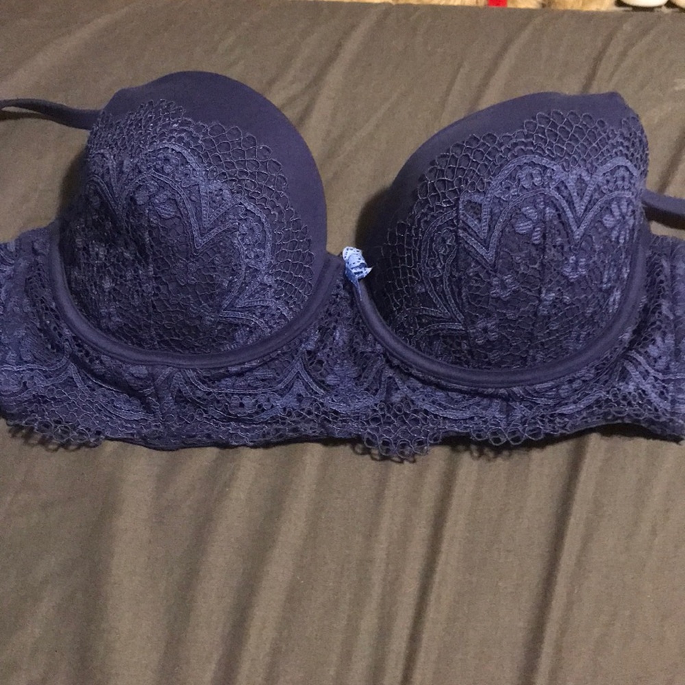 Victoria’s Secret body by victoria lined demi